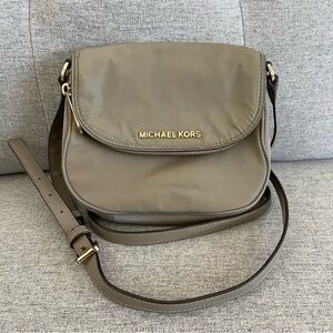 Michael Kors Crossbody Bag